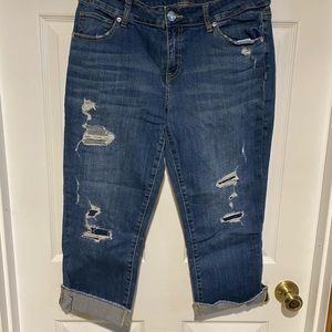 Maurice Size 12 distressed crop pant